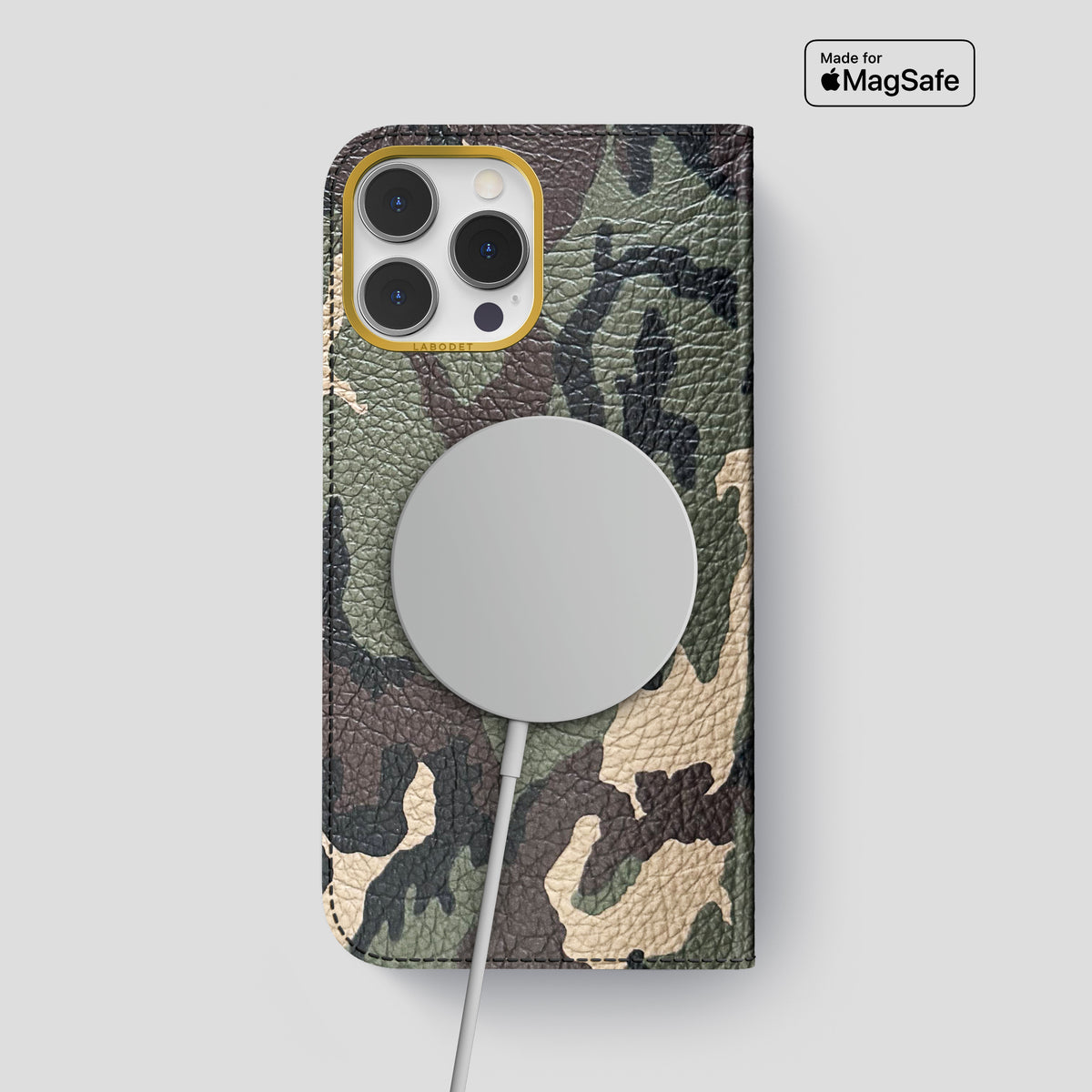 Camouflage iPhone 15 Pro Max Folio Case Calf with Gold Metal -3 | Camouflage-Gold