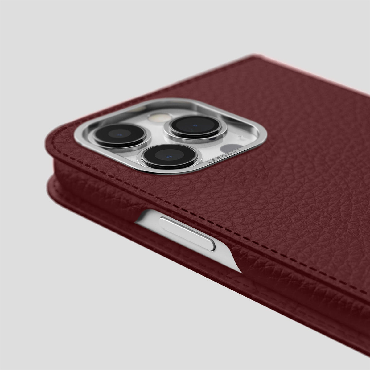 Bordeaux iPhone 15 Pro Max Folio Magsafe Case Calf with Steel Metal -5 | Bordeaux-Steel