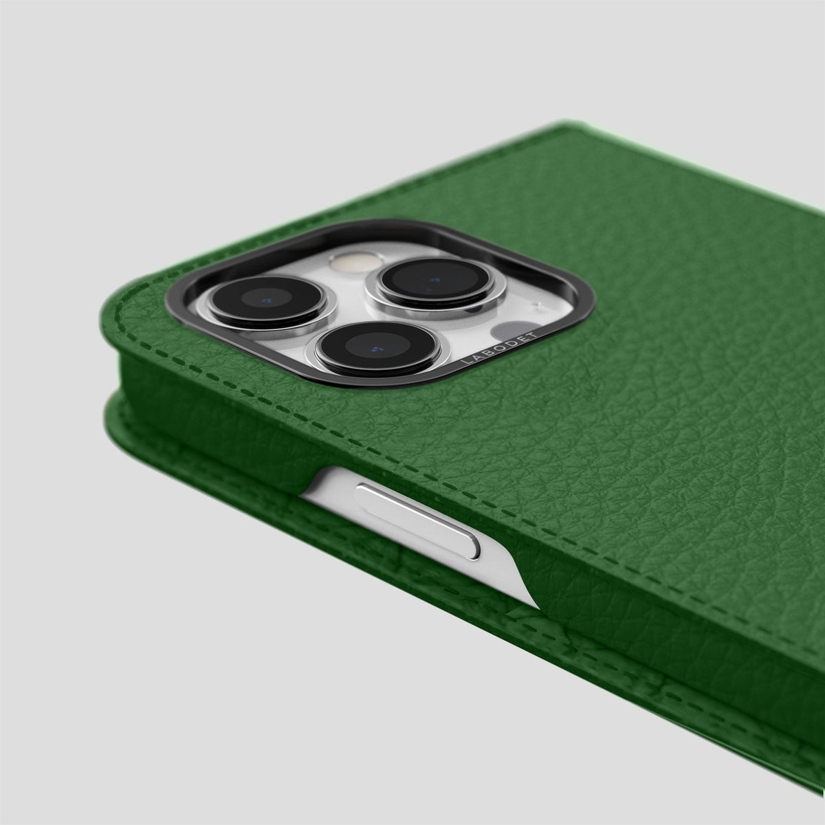Dark Green iPhone 15 Pro Max Folio Magsafe Case Calf with Black Metal -5 | Dark-Green-Black