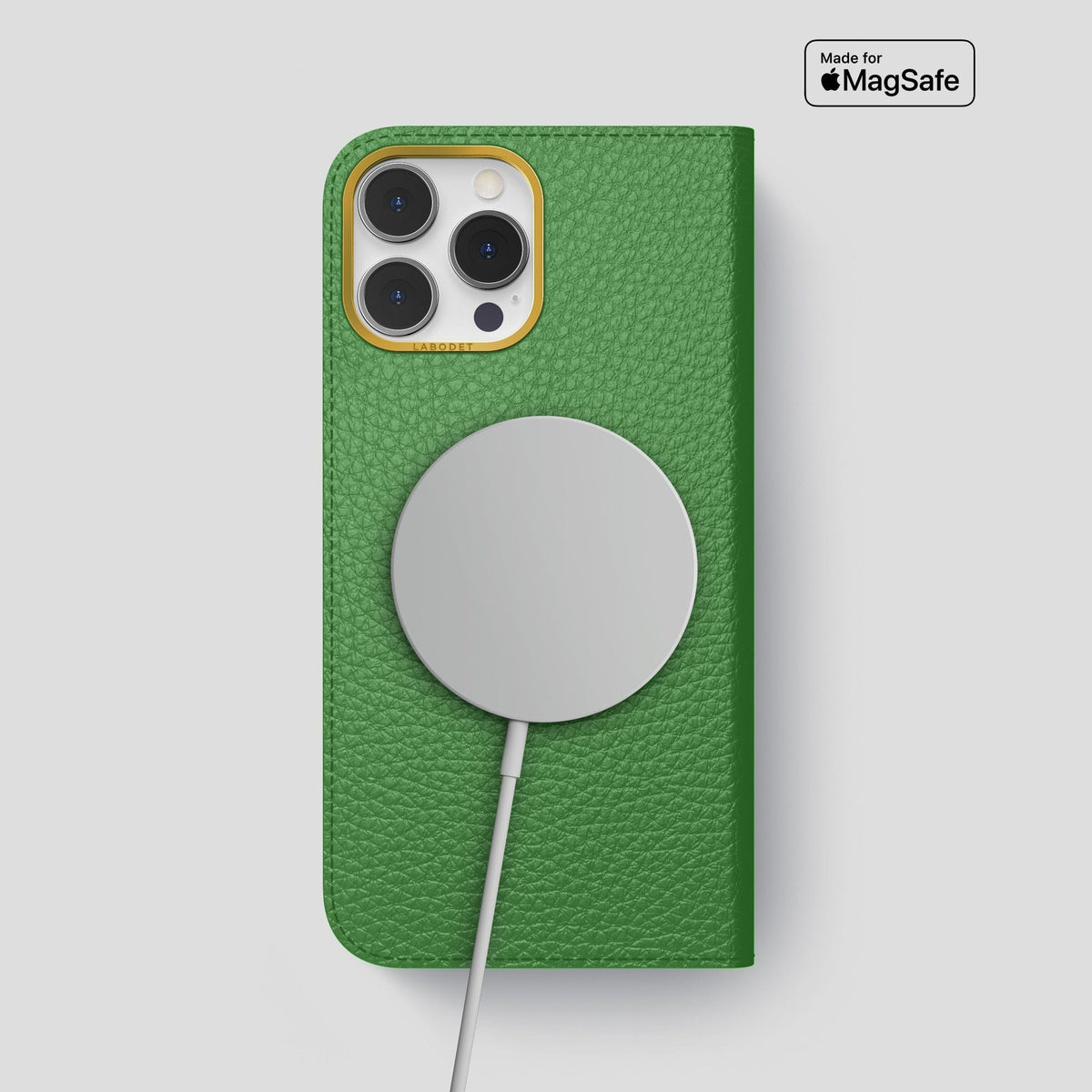 Herb iPhone 15 Pro Max Folio Magsafe Case Calf with Gold Metal -3 | Herb-Gold
