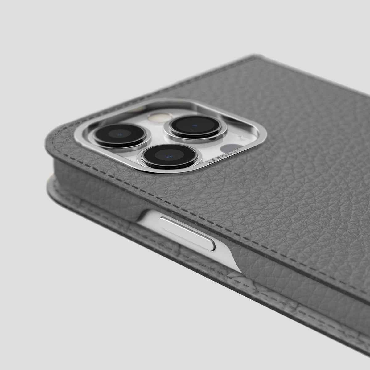 Souris iPhone 15 Pro Max Folio Magsafe Case Calf with Steel Metal -5 | Souris-Steel