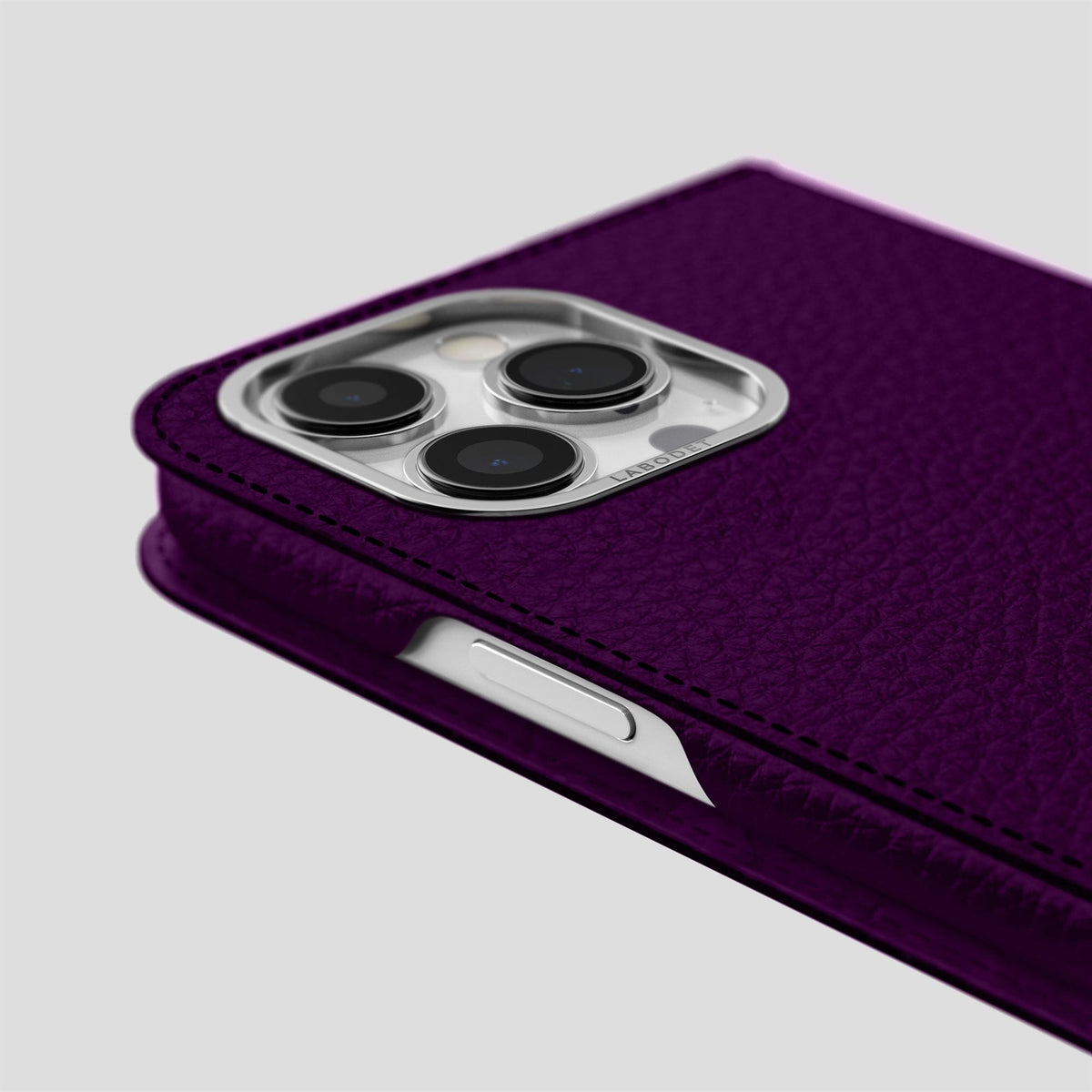Violet iPhone 15 Pro Max Folio Magsafe Case Calf with Steel Metal -5 | Violet-Steel