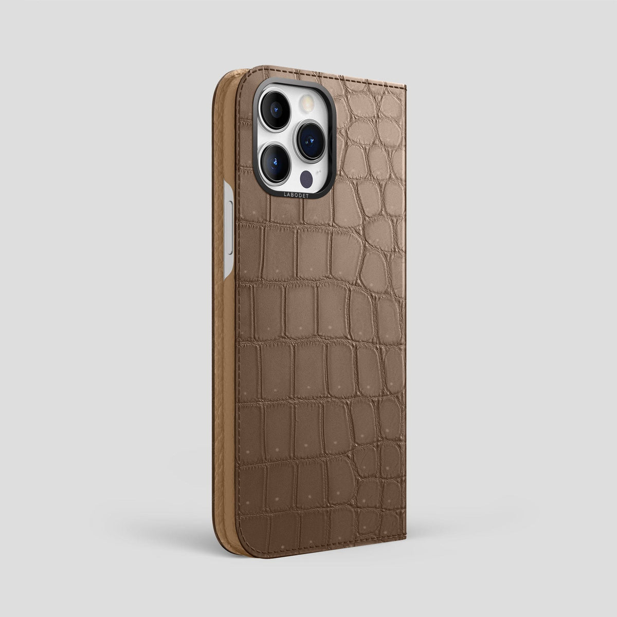 Fur-Brown iPhone 15 Pro Max Folio Case Porosus Crocodile with Black Metal -1 | Fur-Brown-Black