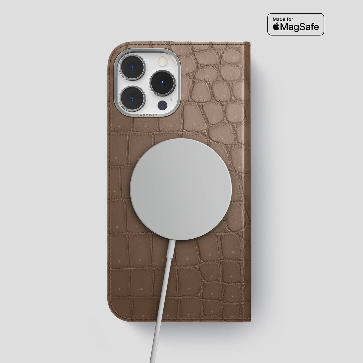 Fur-Brown iPhone 15 Pro Max Folio Case Porosus Crocodile with Steel Metal -3 | Fur-Brown-Steel