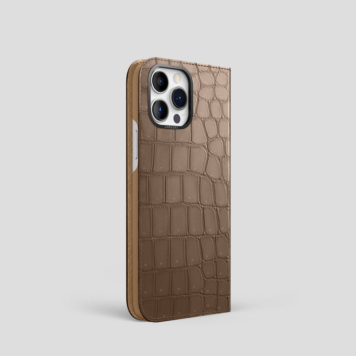 Fur-Brown iPhone 15 Pro Folio Case Porosus Crocodile with Black Metal -1 | Fur-Brown-Black