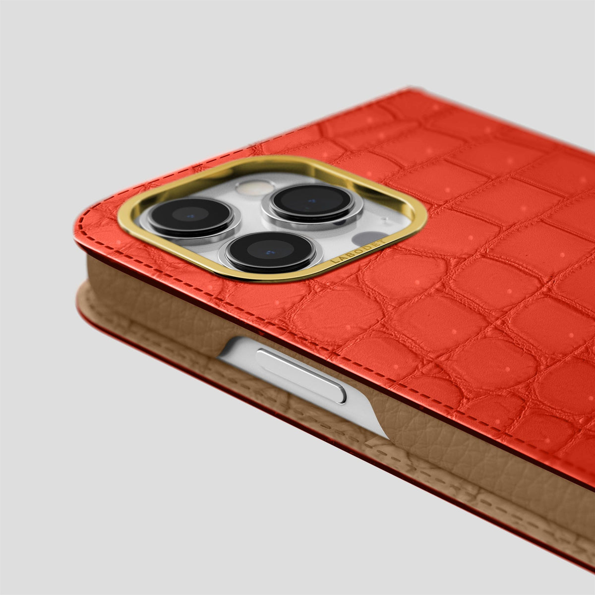 Rust iPhone 15 Pro Folio Case Porosus Crocodile with Gold Metal -5 | Rust-Gold