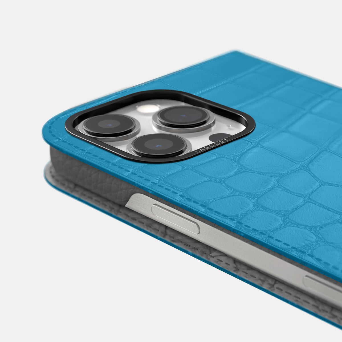 Curaçao-Blue iPhone 16 Pro Folio Case Alligator with Black Metal -5 | Curaçao-Blue-Black