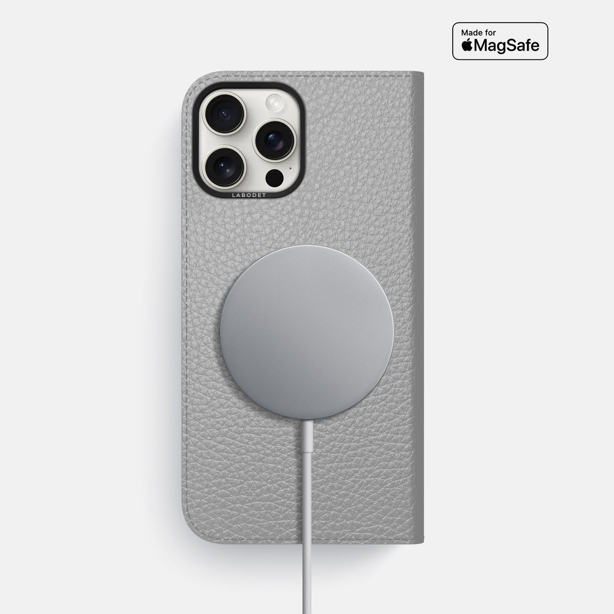 Nuage iPhone 16 Pro Max Folio Case Calf with Black Metal -3 | Nuage-Black