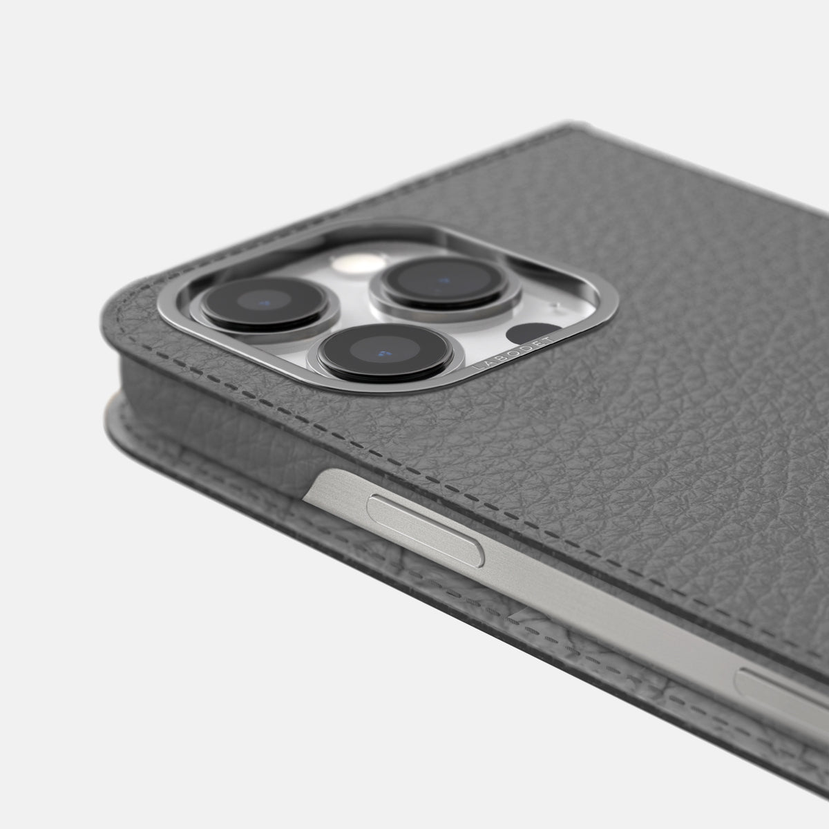 Souris iPhone 16 Pro Max Folio Case Calf with Steel Metal -5 | Souris-Steel