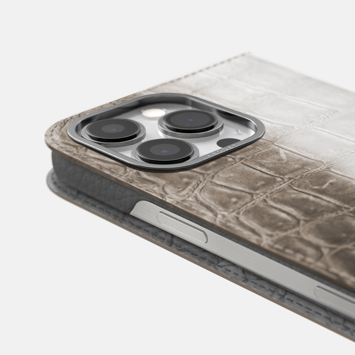 Dark iPhone 16 Pro Max Folio Case Himalayan Crocodile with Steel Metal -5 | Dark-Steel