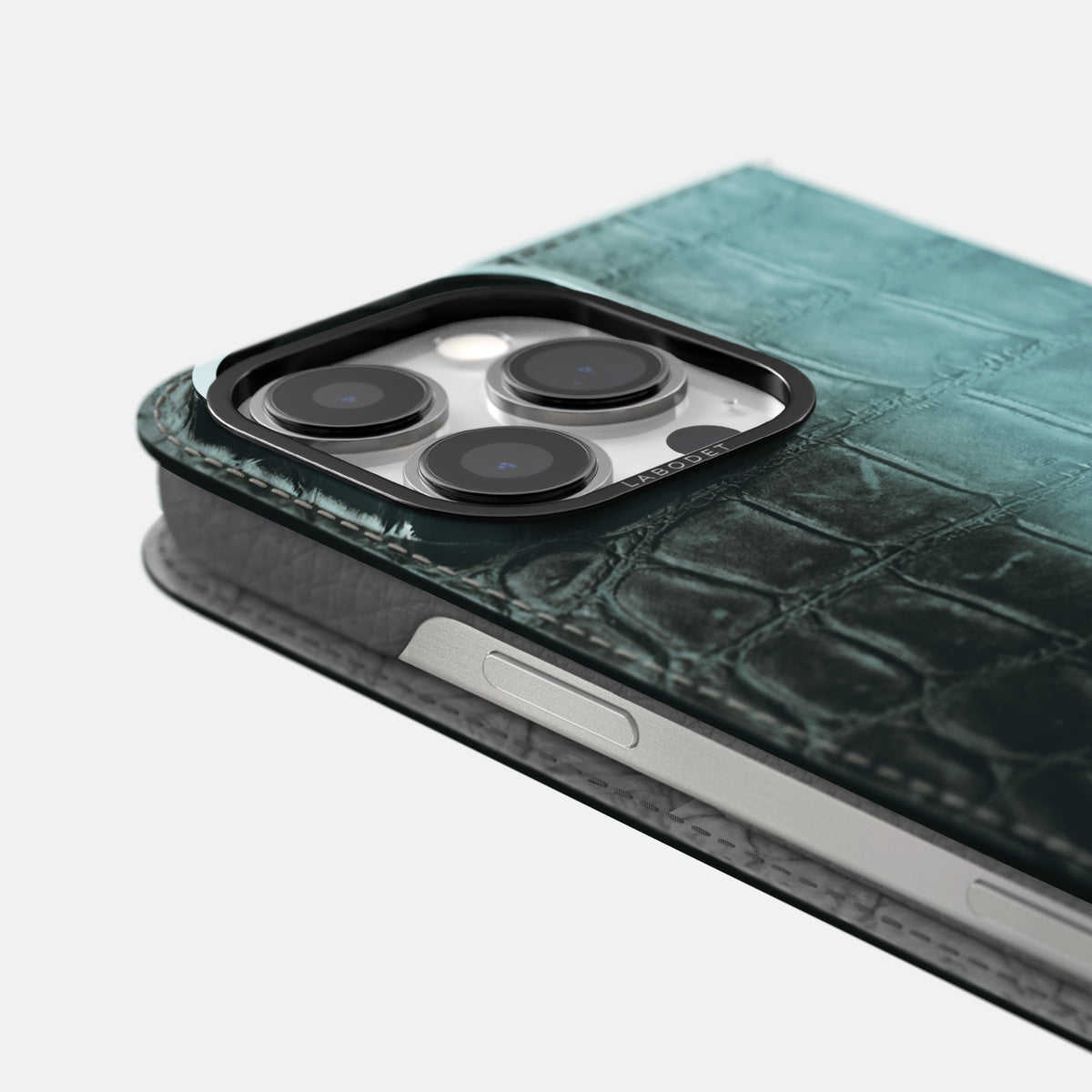 Light-Mint iPhone 16 Pro Max Folio Case Himalayan Crocodile with Black Metal -5 | Light-Mint-Black