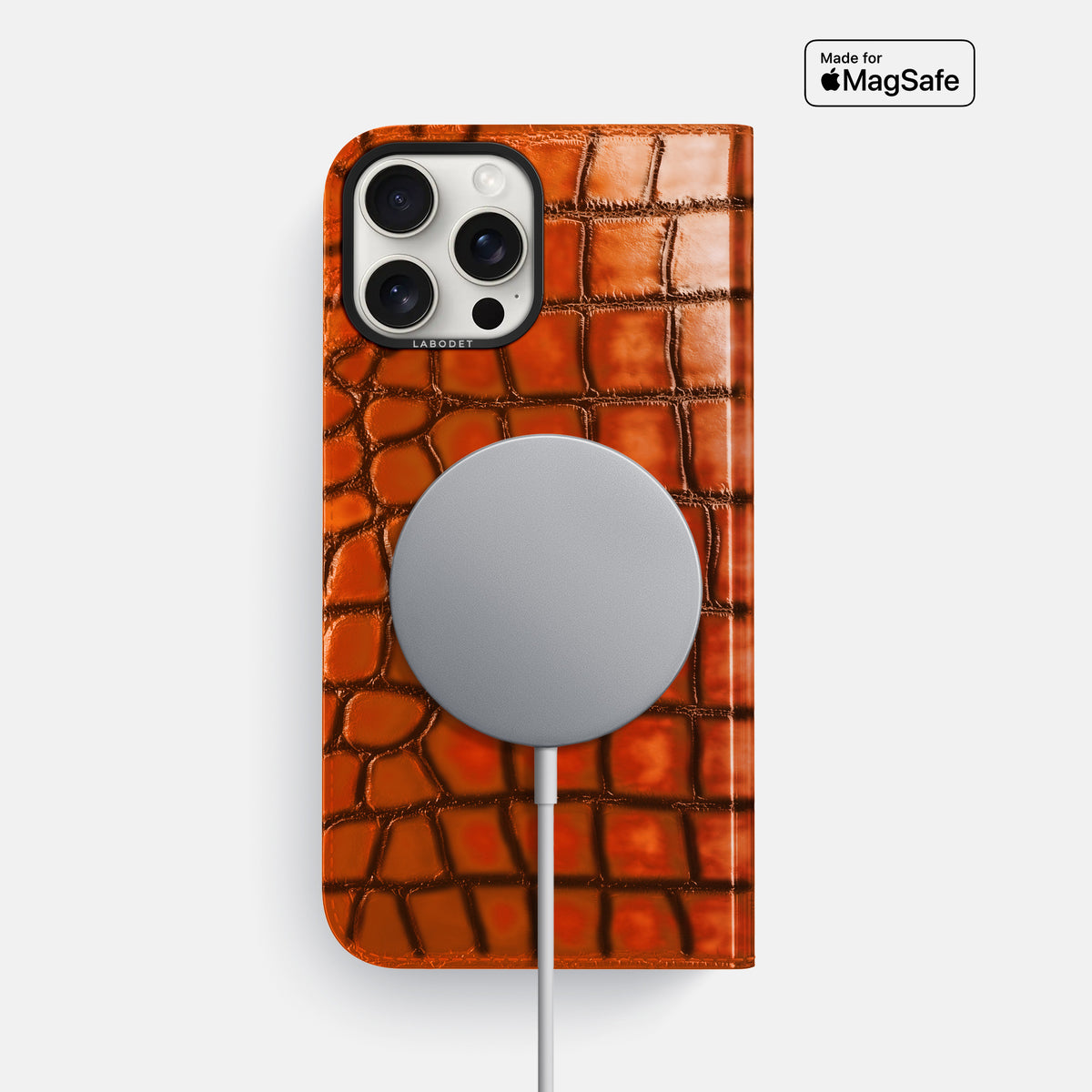 Clay-Court iPhone 16 Pro Max Folio Magsafe Case Patina Alligator with Black Metal -3 | Clay-Court-Black