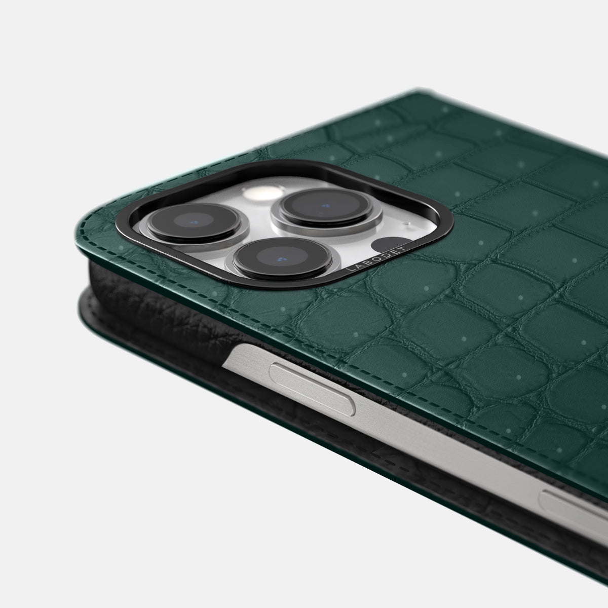 Dark-Forest iPhone 16 Pro Max Folio Case Porosus Crocodile with Black Metal -5 | Dark-Forest-Black