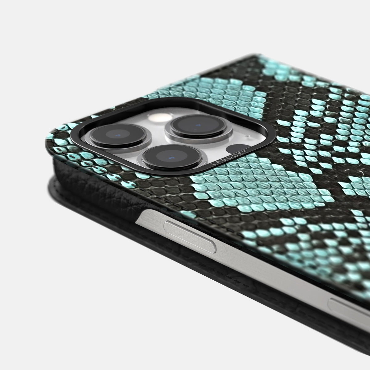 Blue Lagoon iPhone 16 Pro Max Folio Case In Python with Black Metal -5 | Blue-Lagoon-Black