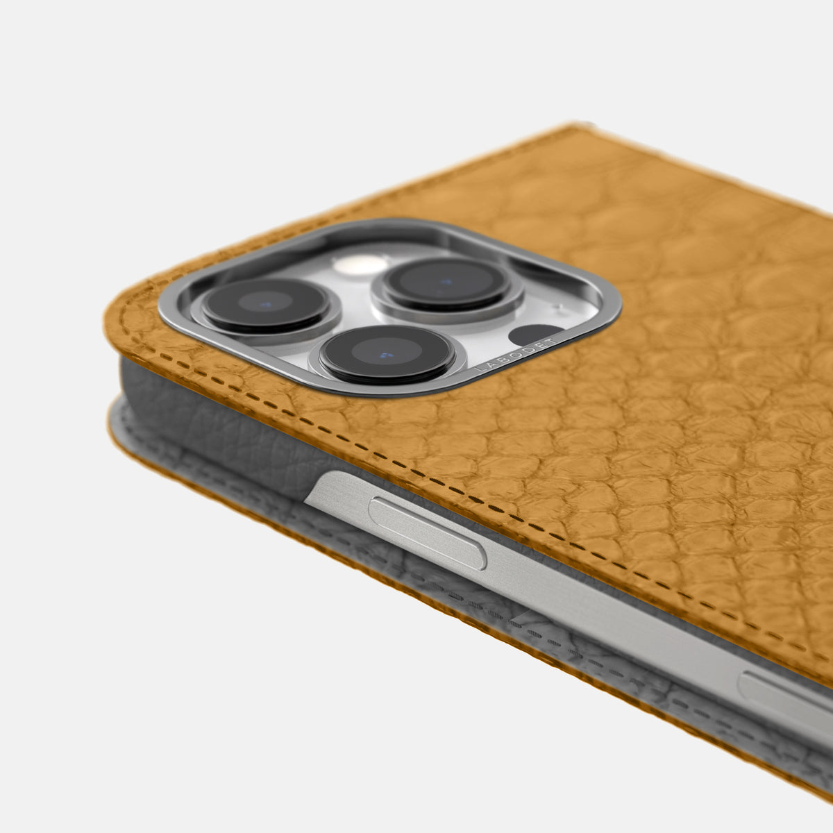 Honey iPhone 16 Pro Max Folio Case Python with Steel Metal -5 | Honey-Steel