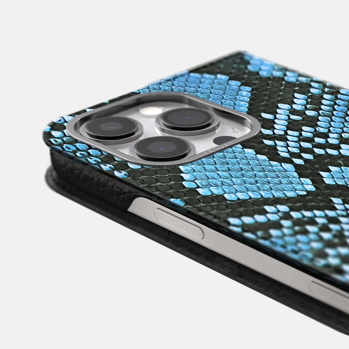 Pacific Blue iPhone 16 Pro Max Folio Case In Python with Steel Metal -5 | Pacific-Blue-Steel