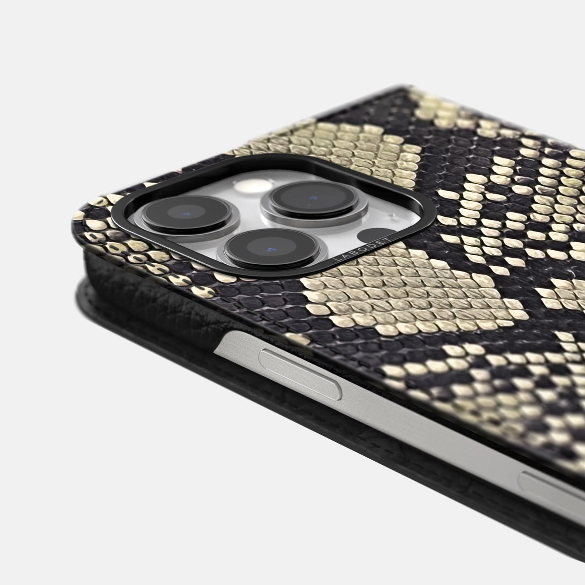 Savannah iPhone 16 Pro Max Folio Case In Python with Black Metal -5 | Savannah-Black