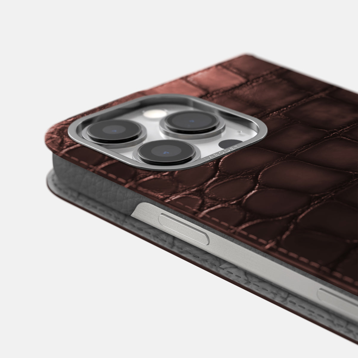 Grape-Wine iPhone 16 Pro Folio Magsafe Case Patina Alligator with Steel Metal -5 | Grape-Wine-Steel