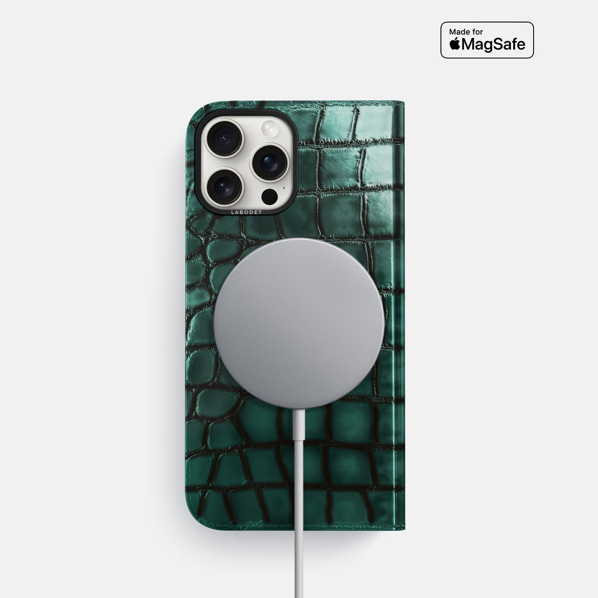 Green iPhone 16 Pro Folio Magsafe Case Patina Alligator with Black Metal -3 | Green-Black
