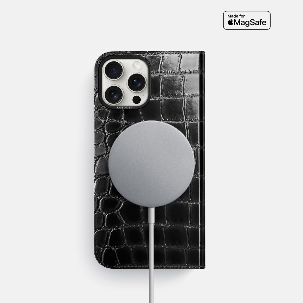 Havana-Black iPhone 16 Pro Folio Magsafe Case Patina Alligator with Black Metal -3 | Havana-Black-Black