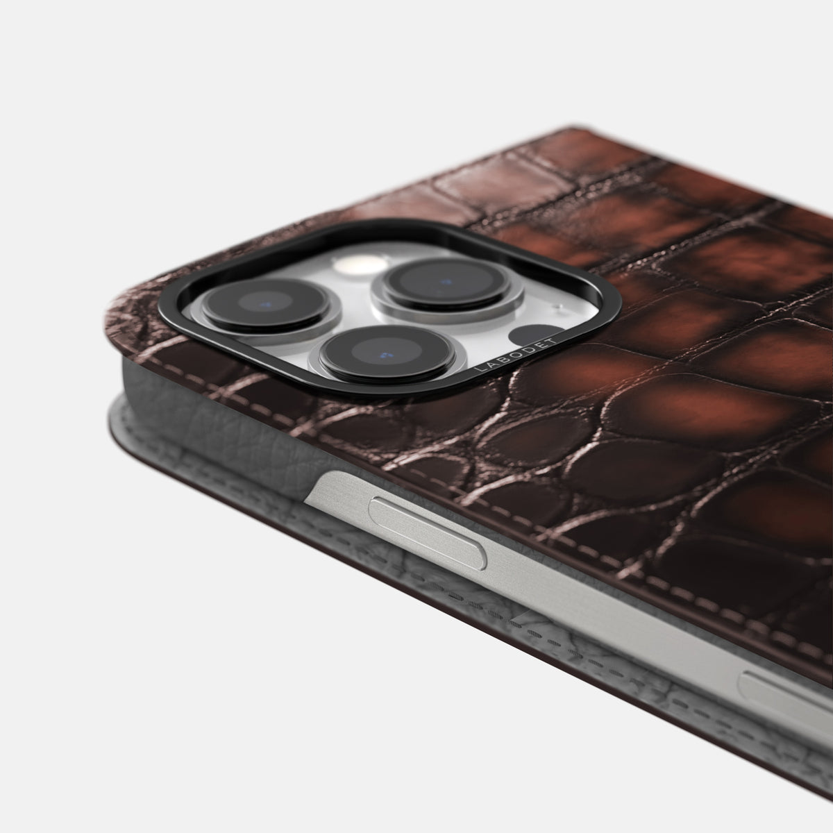 Havana-Brown iPhone 16 Pro Folio Magsafe Case Patina Alligator with Black Metal -5 | Havana-Brown-Black