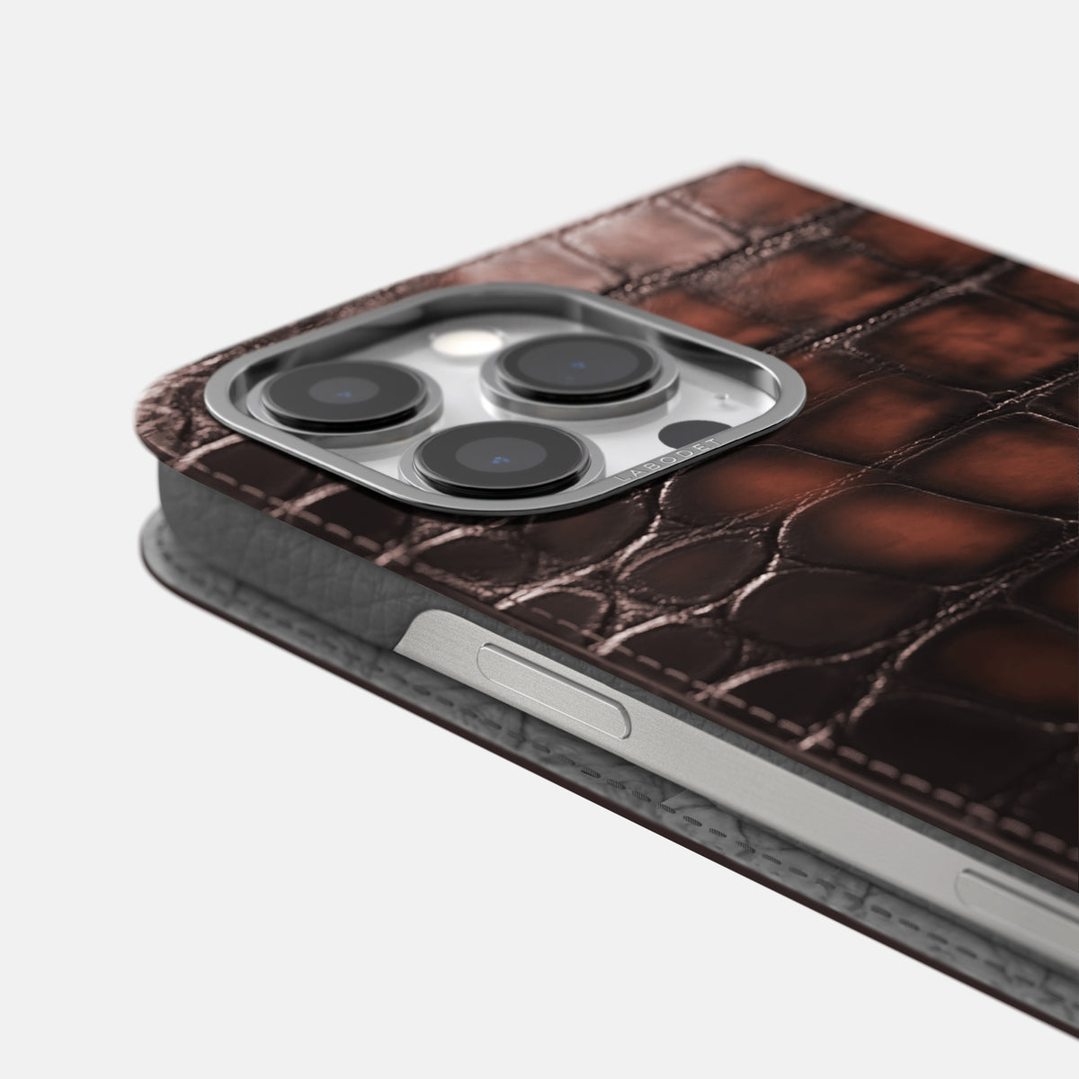 Havana-Brown iPhone 16 Pro Folio Magsafe Case Patina Alligator with Steel Metal -5 | Havana-Brown-Steel