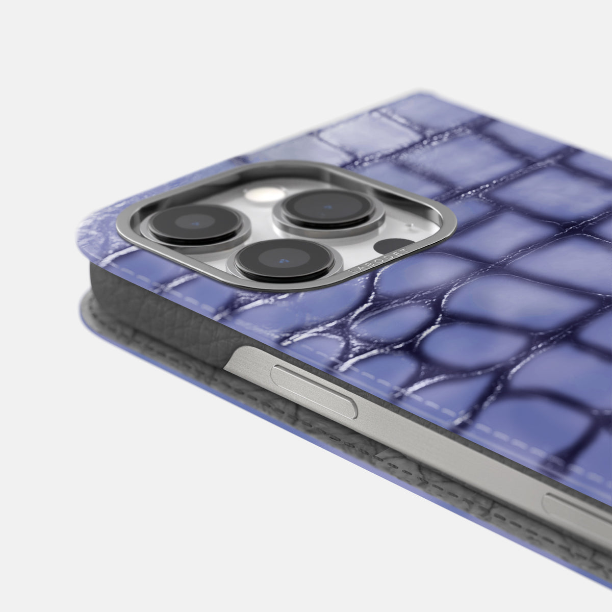 Lilac iPhone 16 Pro Folio Magsafe Case Patina Alligator with Steel Metal -5 | Lilac-Steel