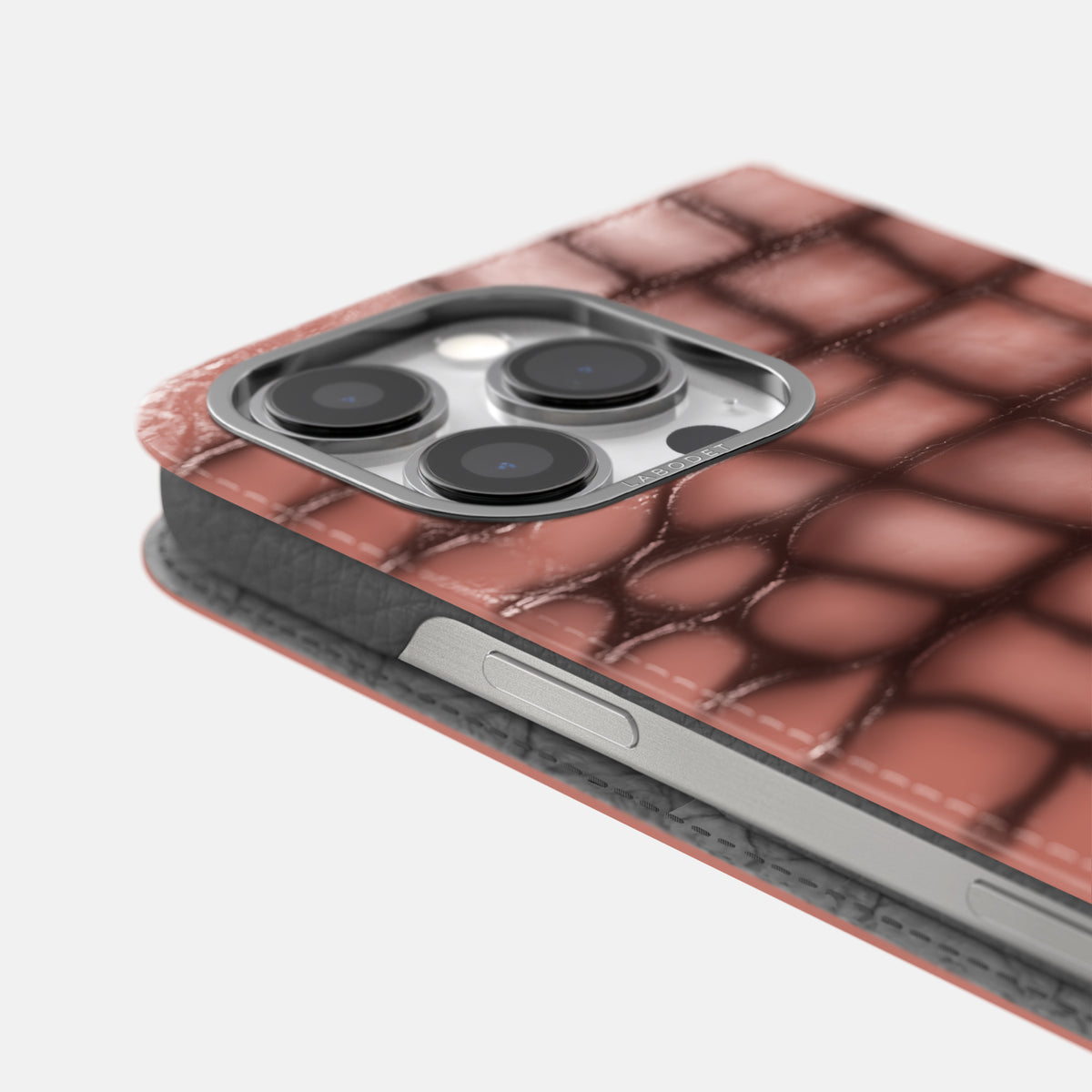 Wine-Sediment iPhone 16 Pro Folio Magsafe Case Patina Alligator with Steel Metal -5 | Wine-Sediment-Steel