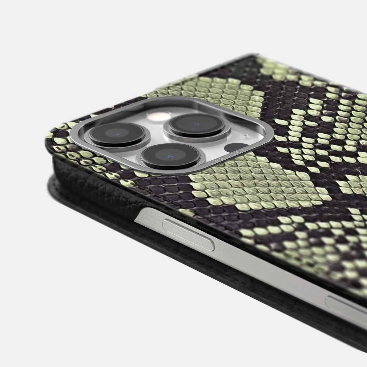Army Green iPhone 16 Pro Folio Case In Python with Steel Metal -5 | Army-Green-Steel