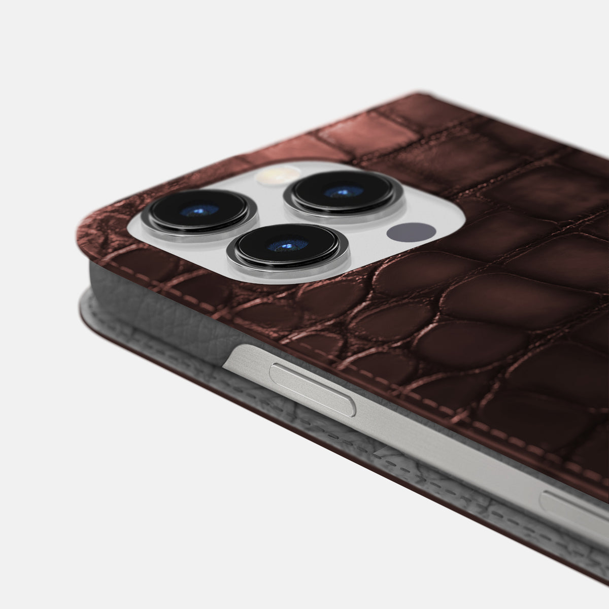 Grape-Wine iPhone 16 Pro Folio Case Patina Alligator -5 | Grape-Wine