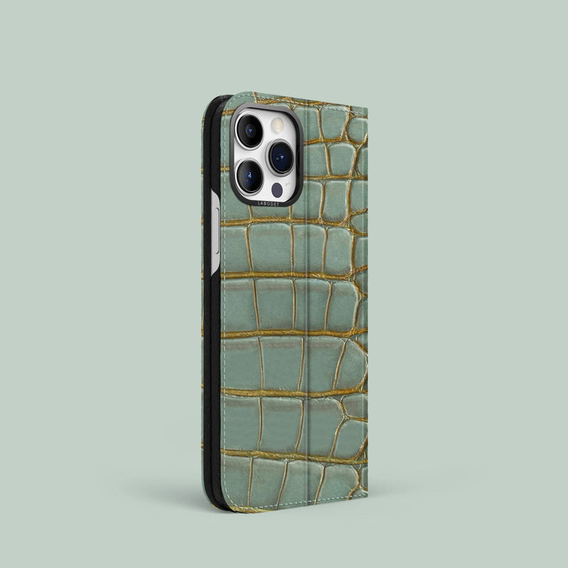 Folio Stand Case Bayou Green For iPhone 15 Pro In Alligator with Black Metal -1 | Bayou-Green-Black