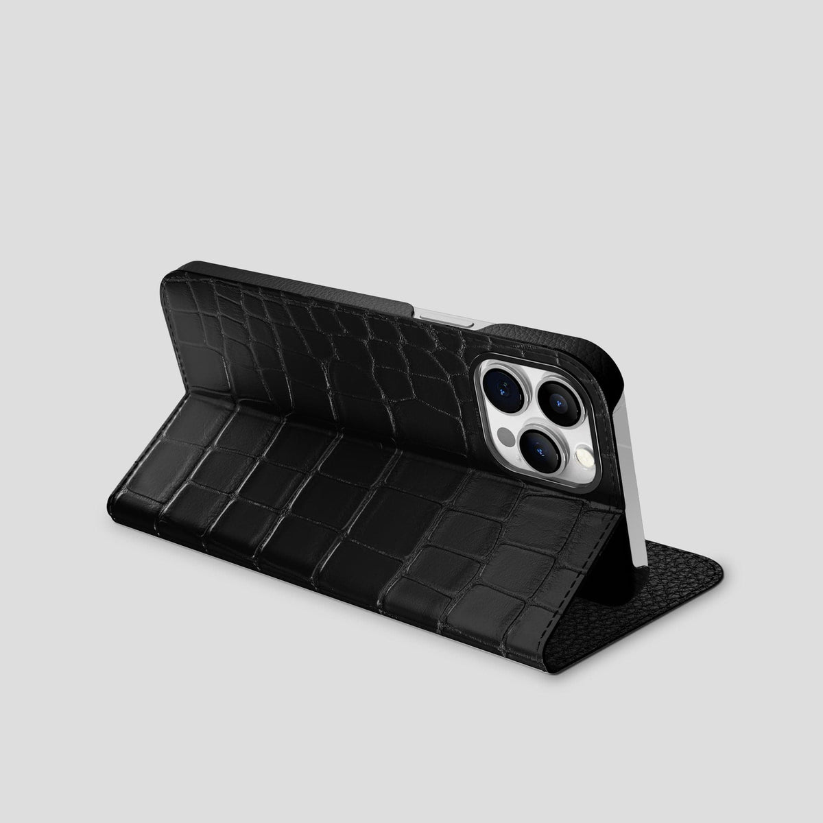 Black iPhone 15 Pro Max Folio Stand Alligator with Black Metal -3 | Black-Black