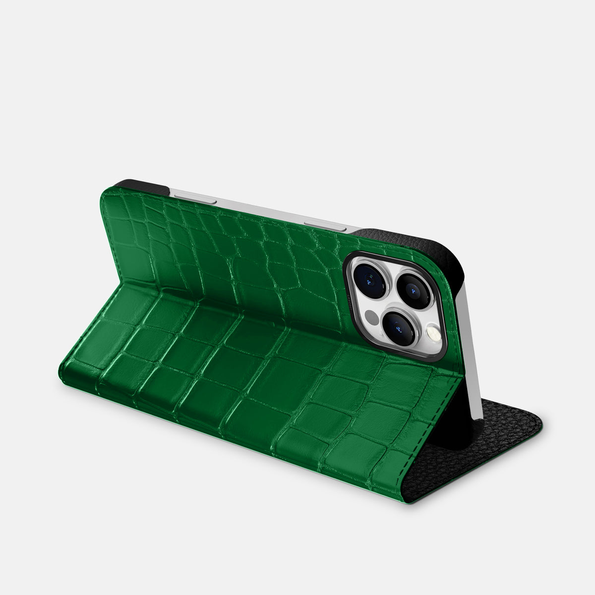 Forest-Green iPhone 16 Pro Max Folio Case In Alligator with Black Metal -3 | Forest-Green-Black