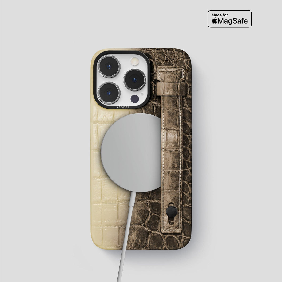 Natural iPhone 15 Pro Hand Strap Case Himalayan Crocodile with Black Metal -4 | Natural-Black