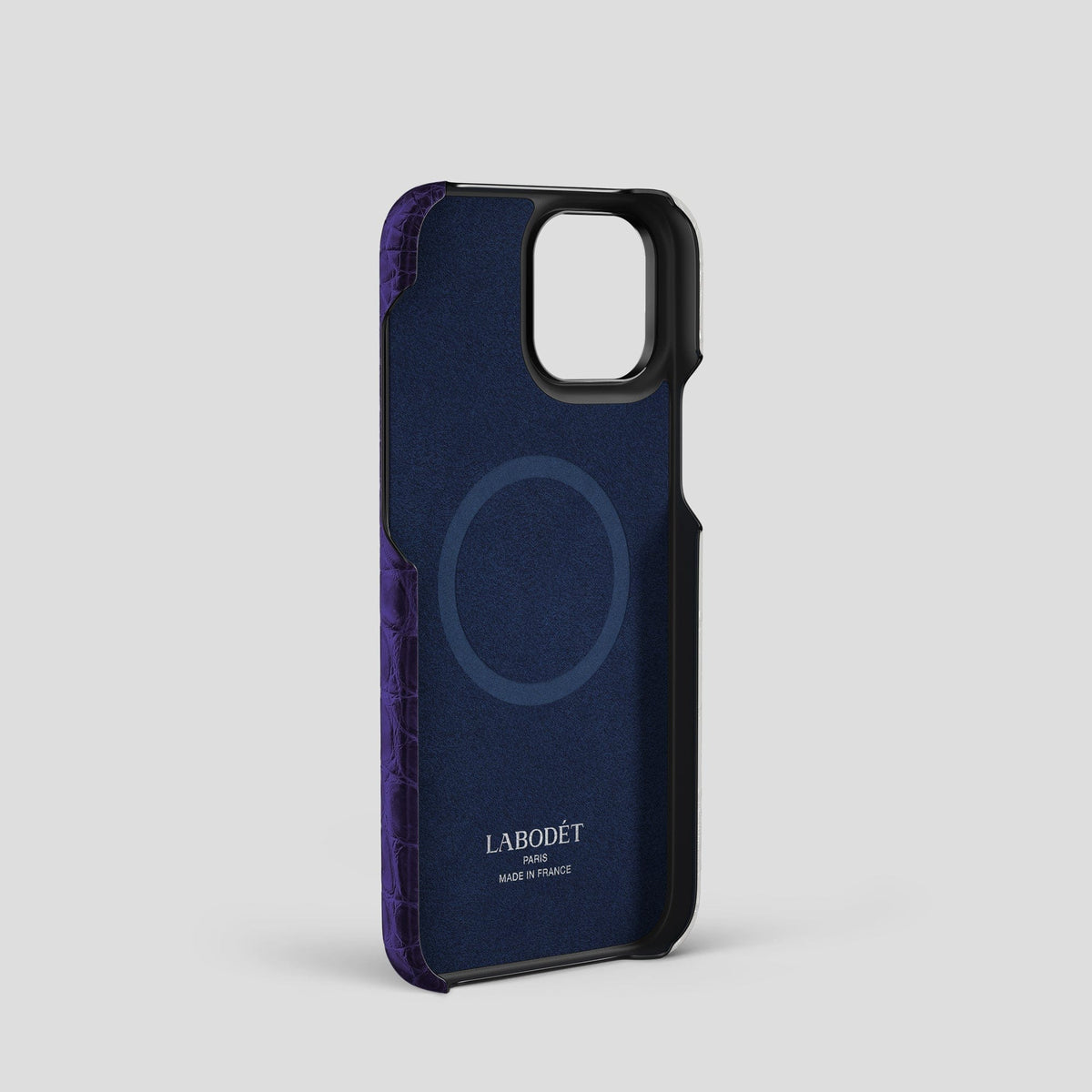 Purple iPhone 15 Pro Hand Strap Case Himalayan Crocodile with Black Metal -3 | Purple-Black