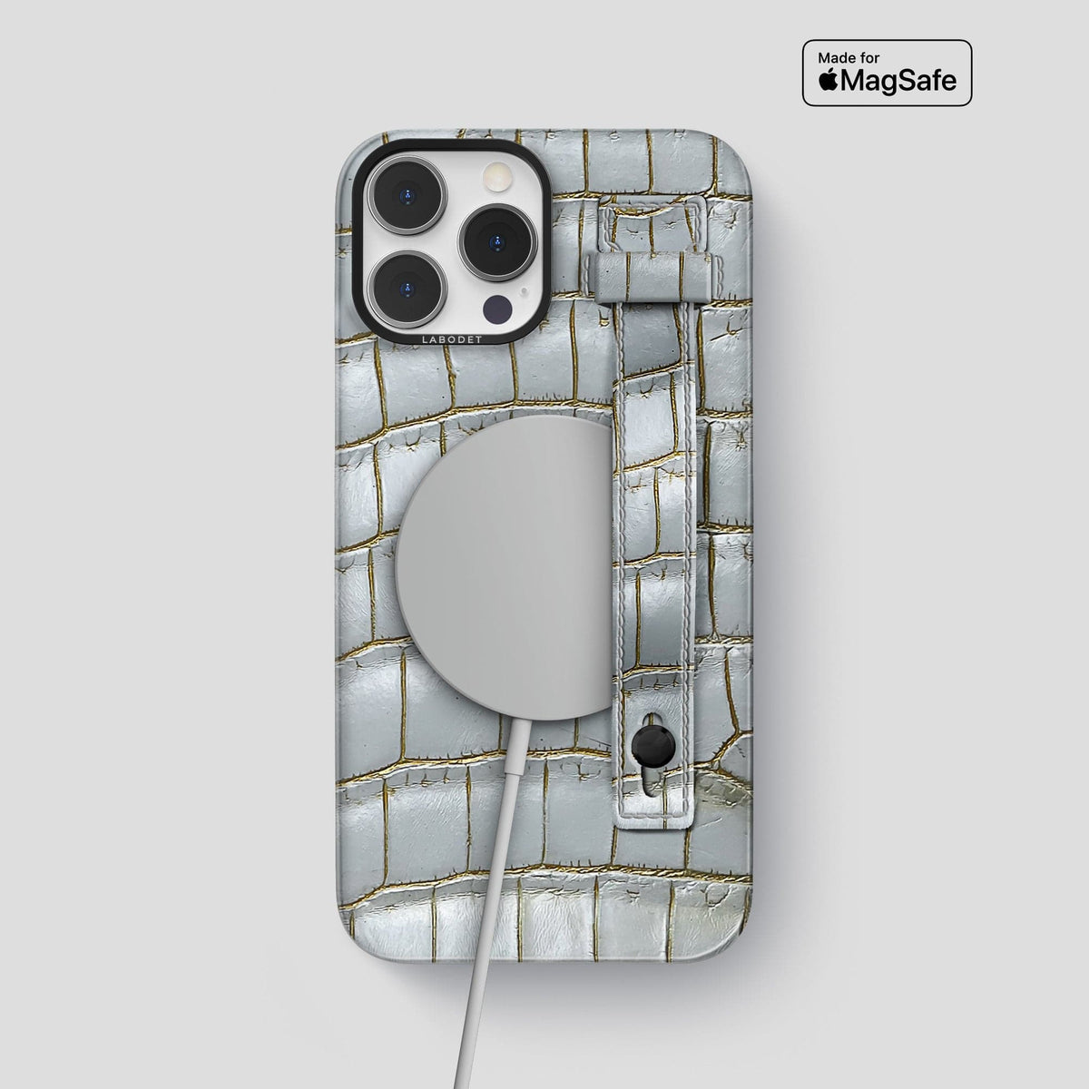 Arctic iPhone 15 Pro Max Hand Strap Case Himalayan Crocodile with Black Metal -4 | Arctic-Black