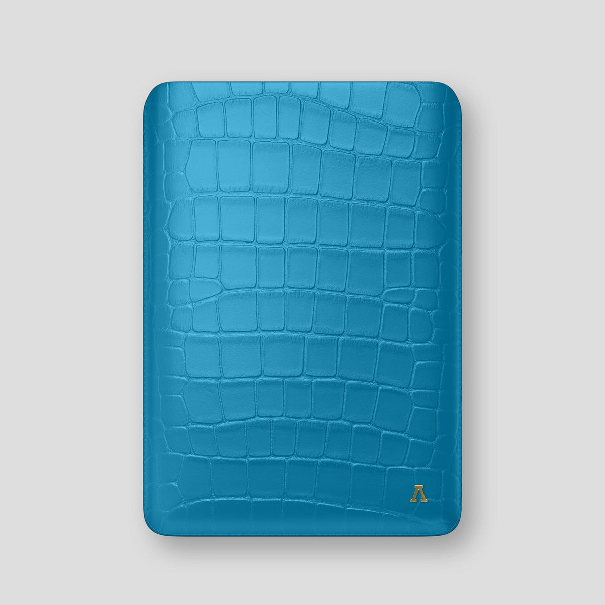 Curaçao-Blue Sleeve For MacBook Air 13-inch (2022 / 2024) Alligator with Gold Metal -1 | Curaçao-Blue-Gold