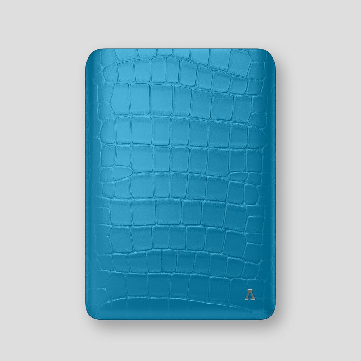 Curaçao-Blue Sleeve For MacBook Air 13-inch (2022 / 2024) Alligator with Steel Metal -1 | Curaçao-Blue-Steel