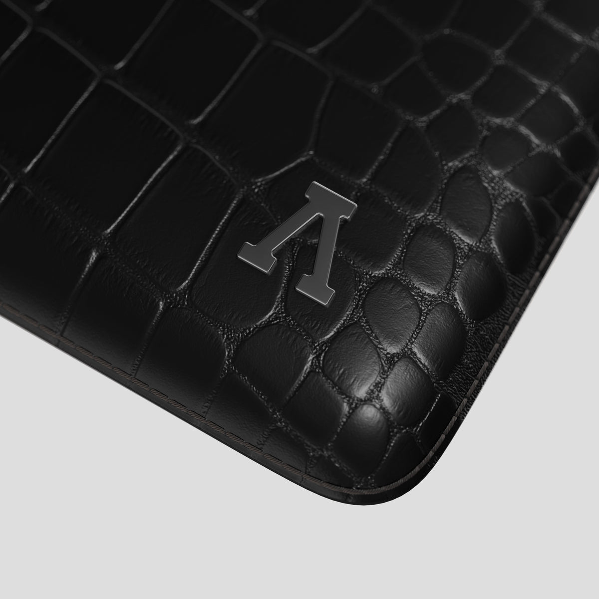 Black Sleeve MacBook Pro 16-inch In Alligator with Black Metal -5 | Black-Black