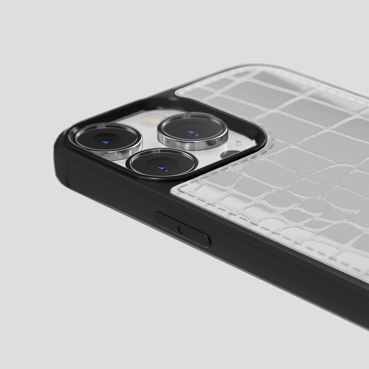 White Sport iPhone 14 Pro Shiny Alligator -6 | White