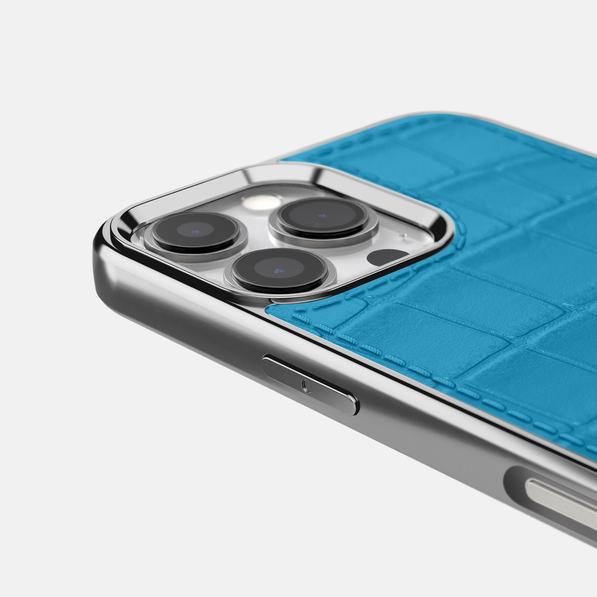 Curaçao-Blue iPhone 16 Pro Max Metallic Sport Case In Alligator with Steel -5 | Curaçao-Blue-Steel
