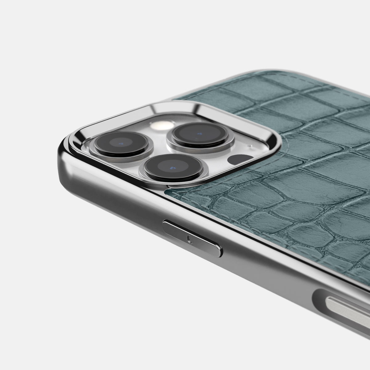 Metallic-Blue iPhone 16 Pro Metallic Sport Case Alligator with Steel -5 | Metallic-Blue-Steel