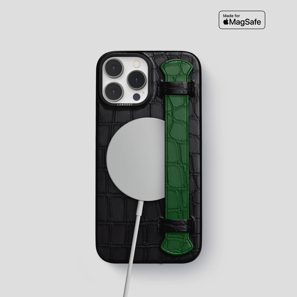 Black-Forest-Green iPhone 15 Pro Strap Case Alligator with Black Metal -4 | Black-Forest-Green-Black