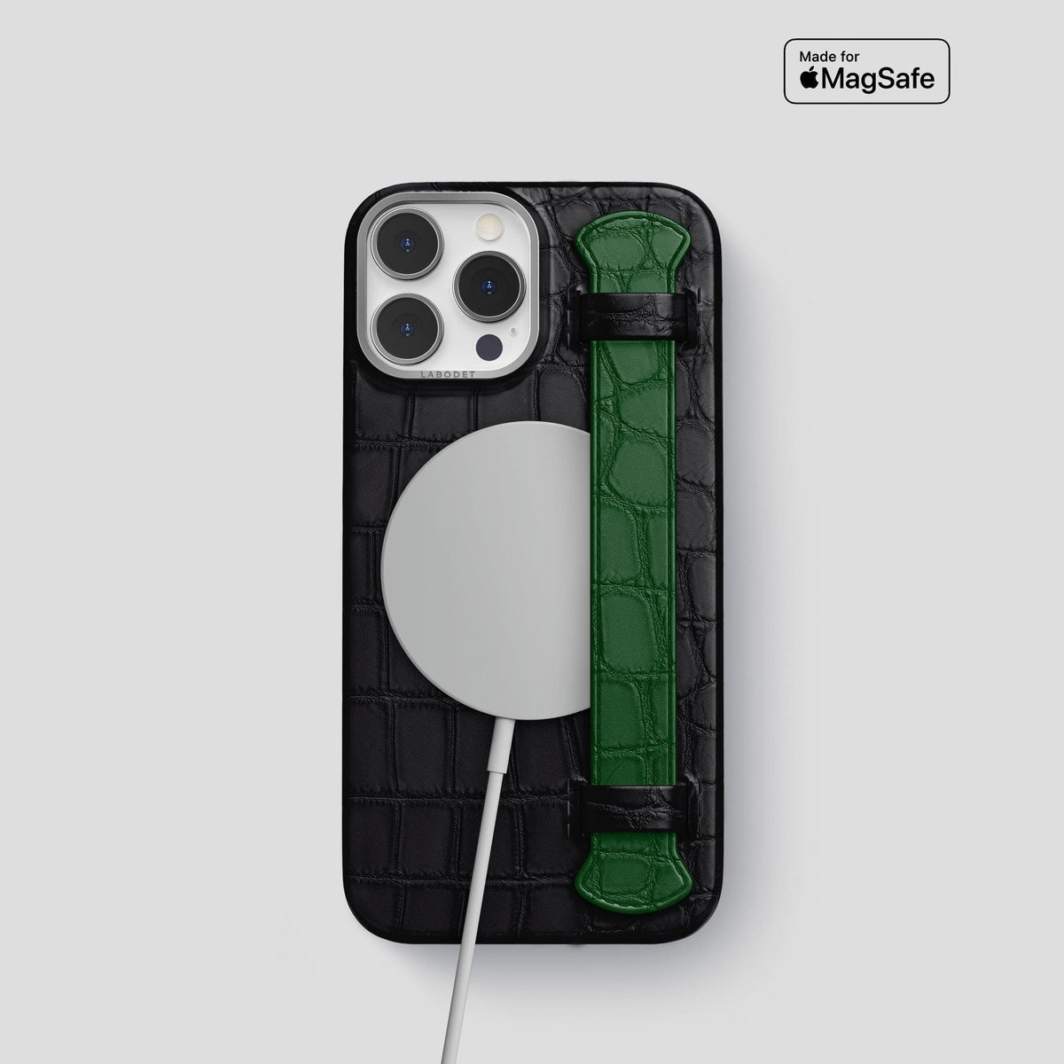 Black-Forest-Green iPhone 15 Pro Strap Case Alligator with Steel Metal -4 | Black-Forest-Green-Steel