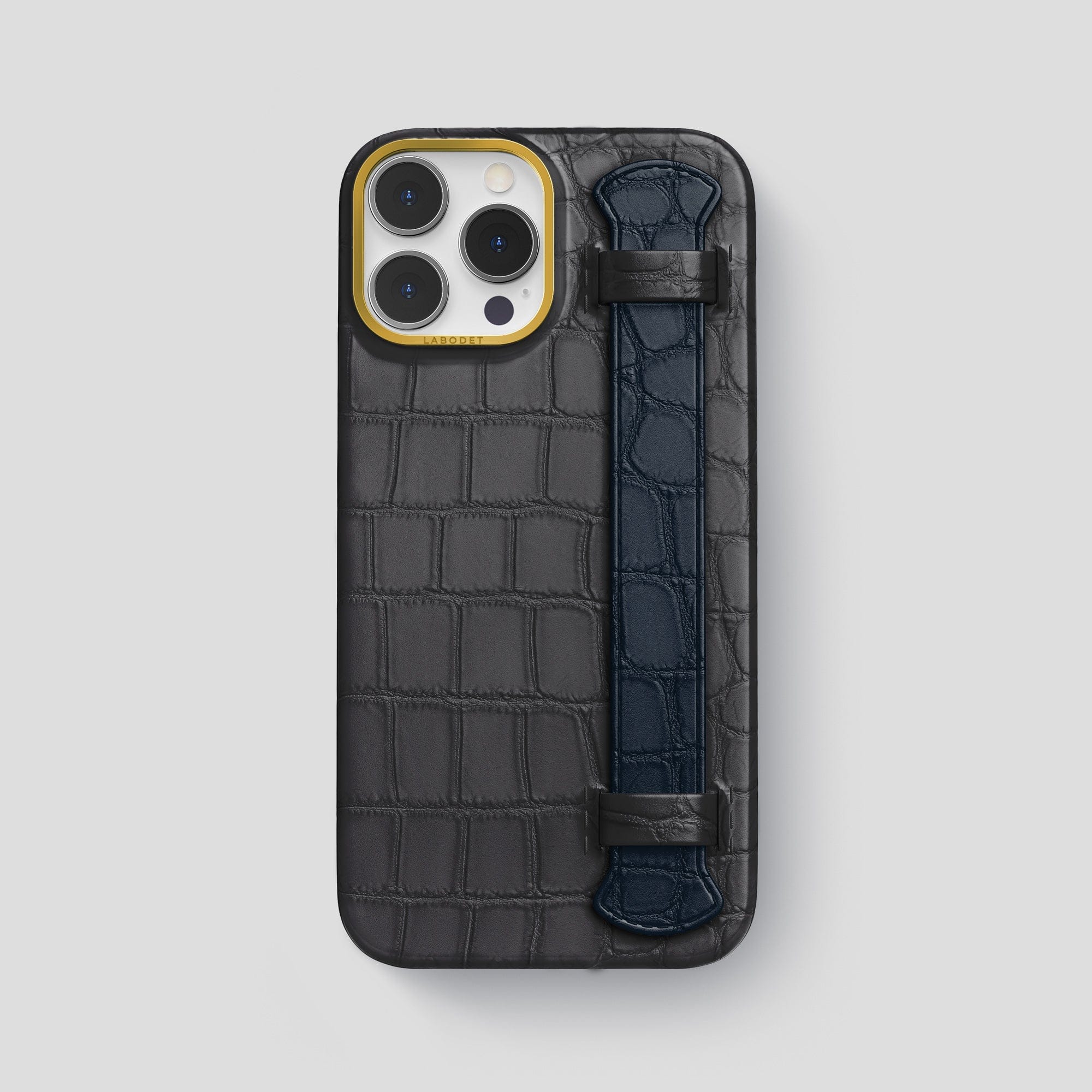 LABODET 本革 オーストリッチ スマホケース　iPhone 14 pro Handle Case For iPhone 14 Pro In Porosus Crocodile – Labodet