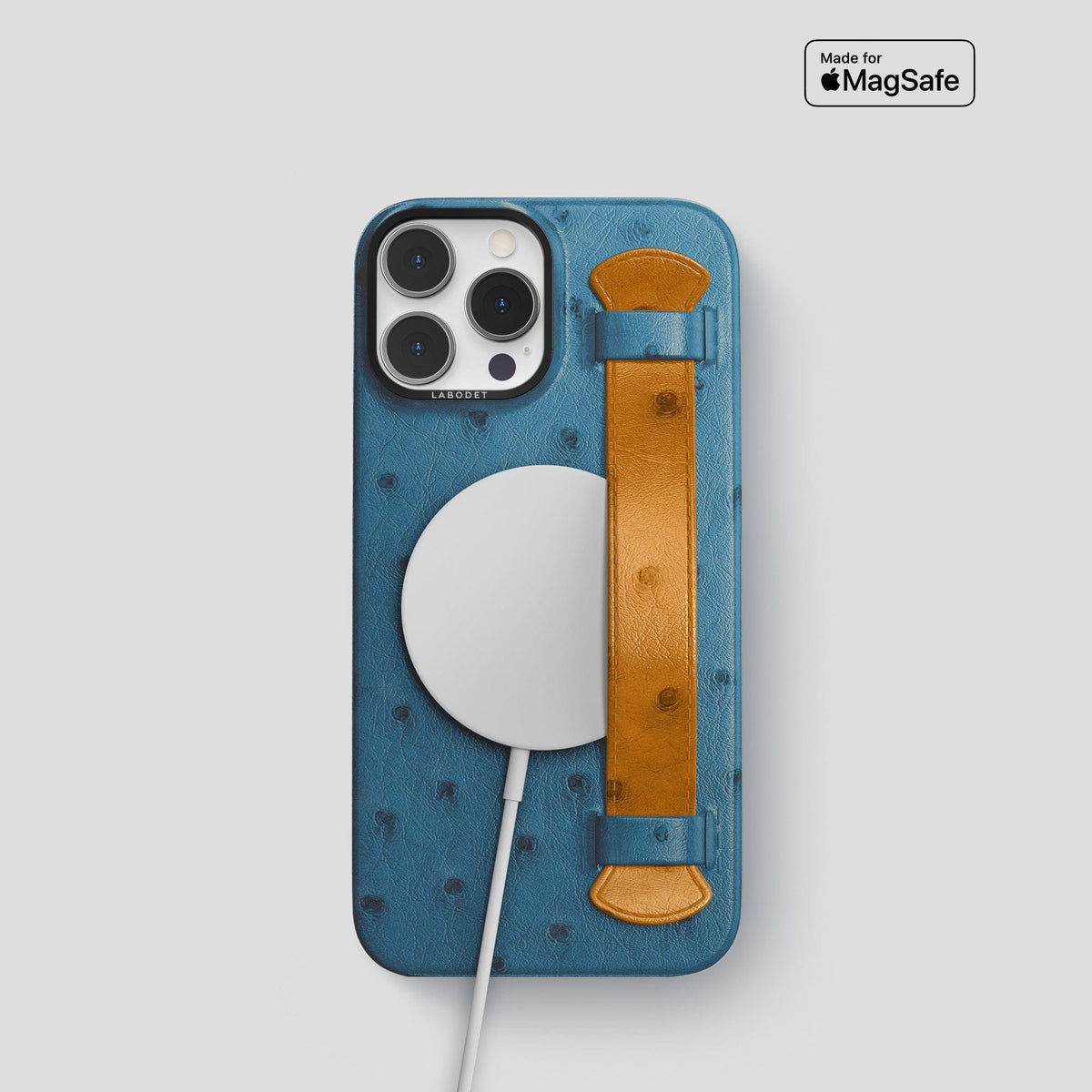 Blue-Jeans-Chestnut iPhone 15 Pro Handle Case Colore Ostrich with Black Metal -5 | Blue-Jeans-Chestnut-Black