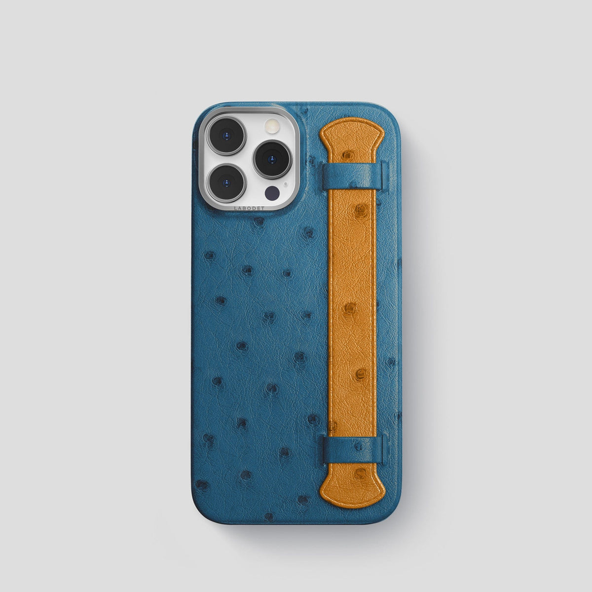 Blue-Jeans-Chestnut iPhone 15 Pro Handle Case Colore Ostrich with Steel Metal -1 | Blue-Jeans-Chestnut-Steel