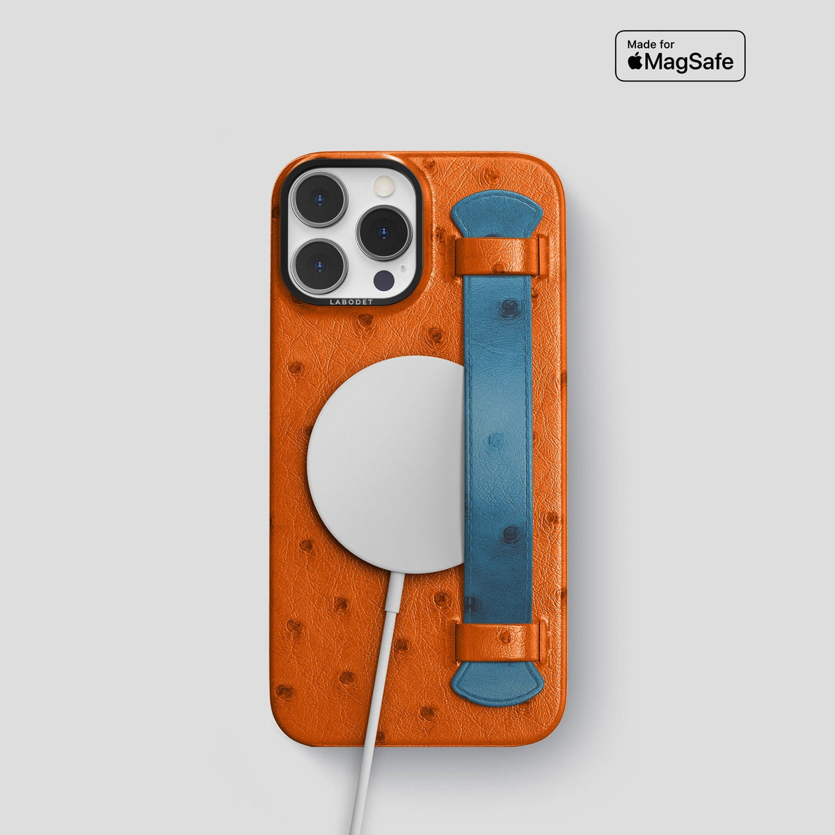 Medium-Brown-Blue-Jeans iPhone 14 Pro Handle Case Colore Ostrich with Black Metal -5 | Medium-Brown-Blue-Jeans-Black