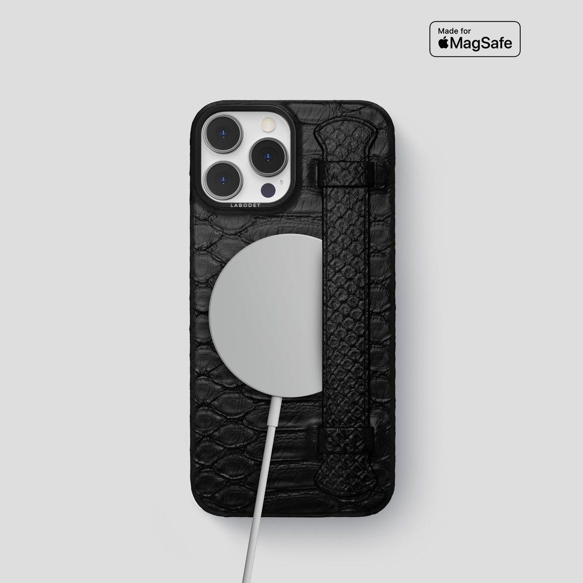 Black iPhone 15 Pro Handle Case Python with Black Metal -5 | Black-Black