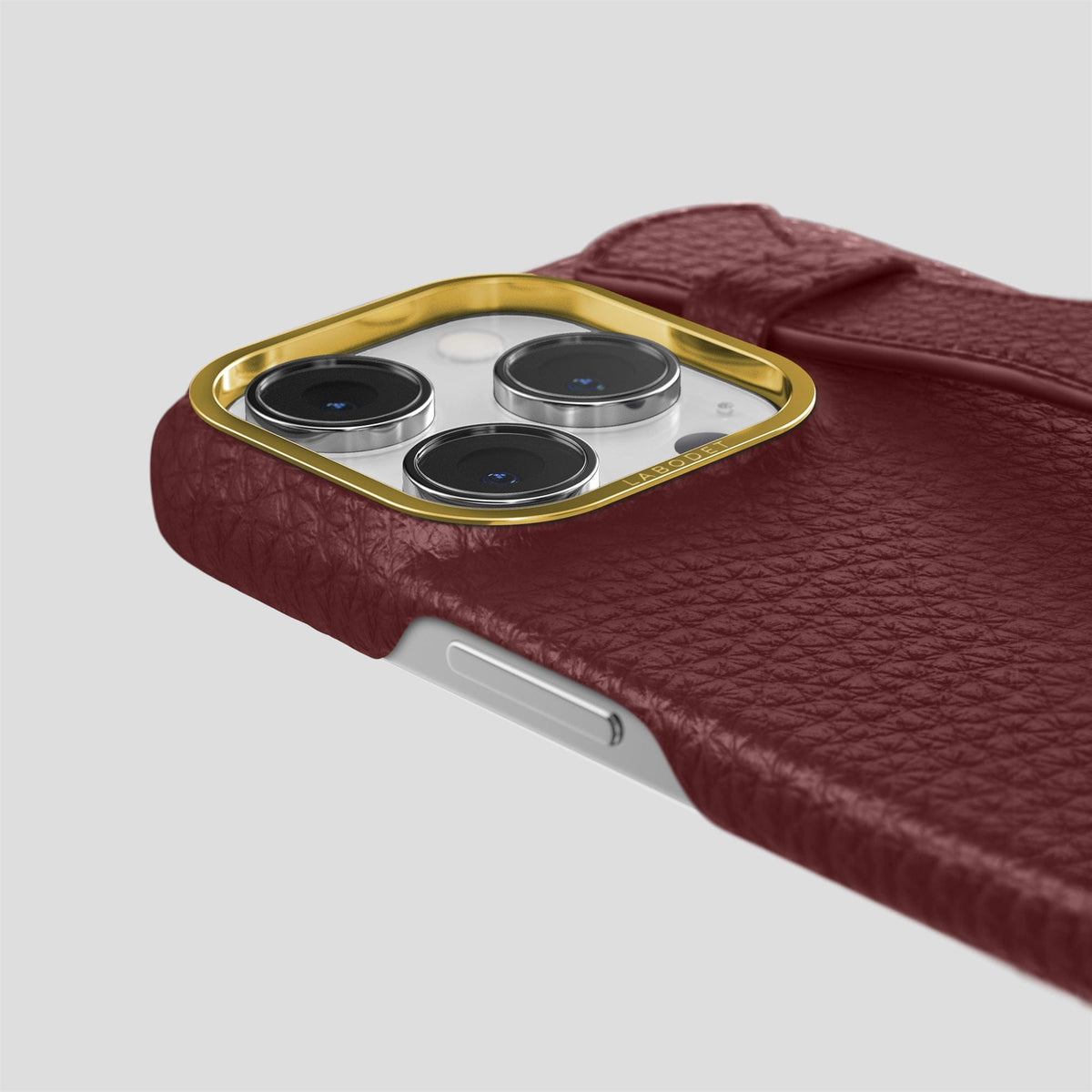 Bordeaux iPhone 15 Pro Strap Case Calf with Gold Metal -6 | Bordeaux-Gold
